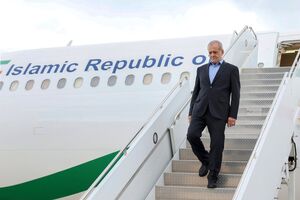 رئیس‌جمهور وارد مشهد شد