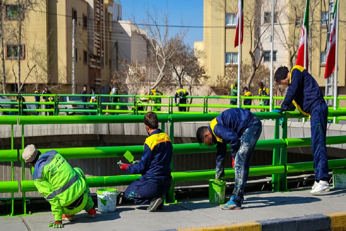 رنگ آمیزی جدول