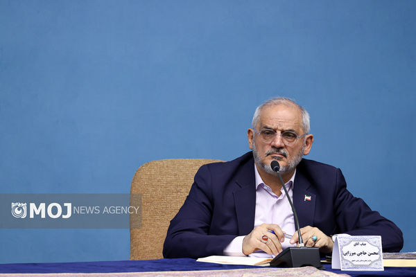 حمایت مسعود پزشکیان از کابینه قاطع و بدون تردید است