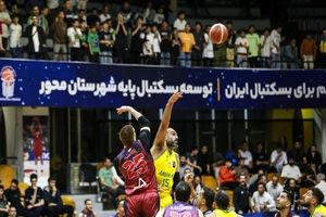 تیم بسکتبال طبیعت به یک قدمی فینال لیگ برتر رسید