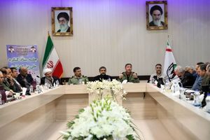 عملکرد برخی مسئولین و مدیران استانی در راستای پیام و اهداف و شهدا قابل قبول نیست 
 
