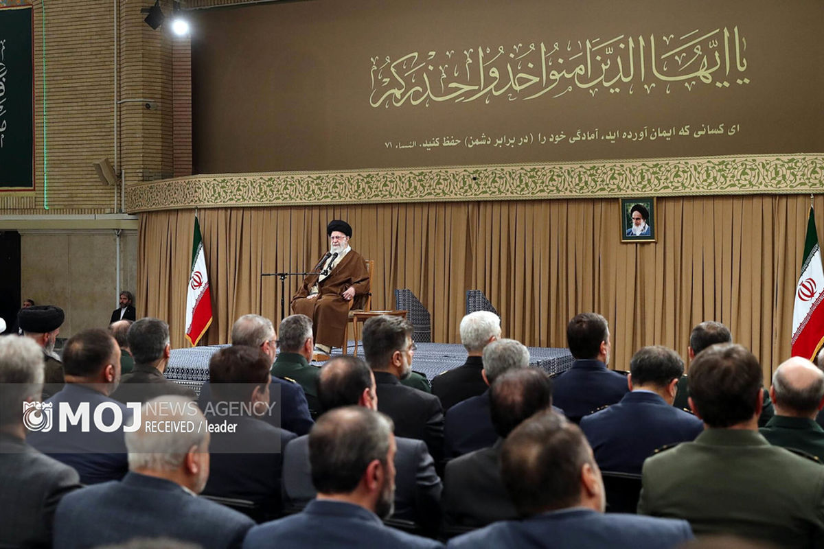 دیدار متخصصان و دانشمندان صنعت دفاعی کشور با رهبر انقلاب