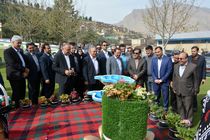 استاندار لرستان از ستادهای نوروزی دیدن کرد