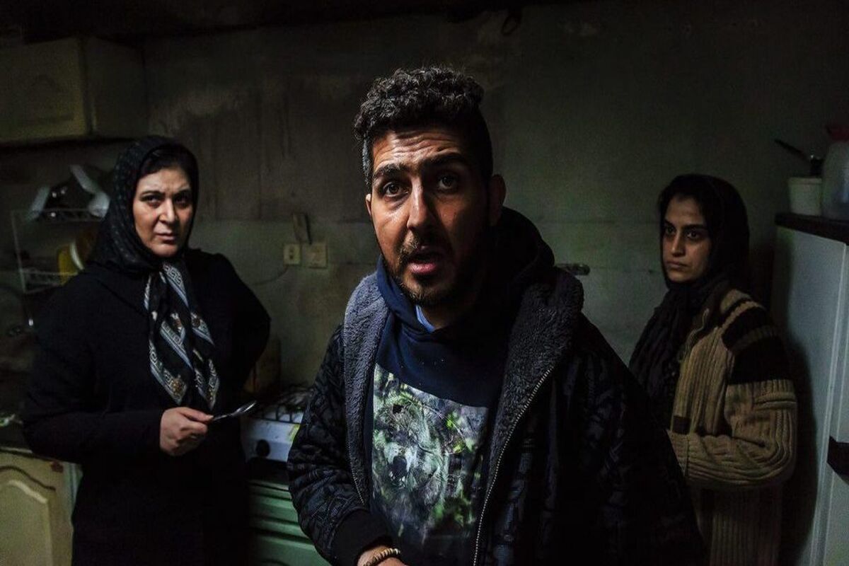 محمدرضا غفاری در فیلم سینمایی چهل و هفت