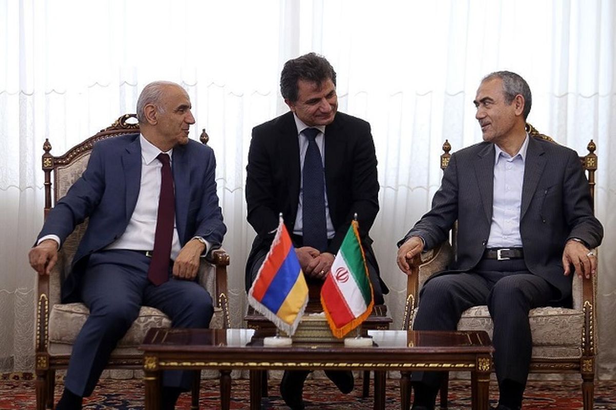 دیدار استاندار با سفیر ارمنستان