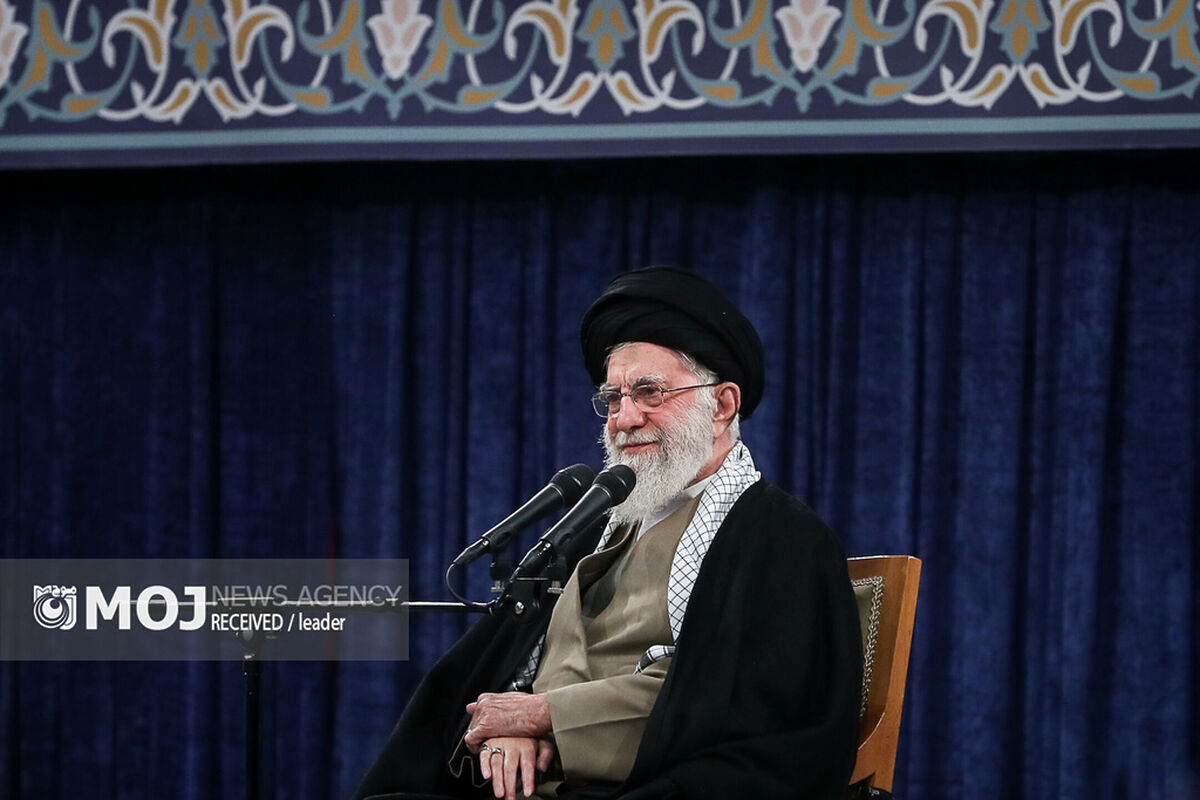 دیدار جمعی از دانشجویان با مقام معظم رهبری