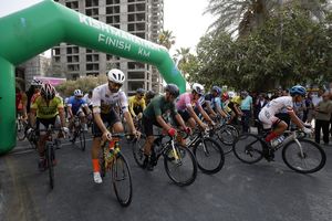 برگزاری مسابقات جایزه بزرگ طلایی کیش + فیلم