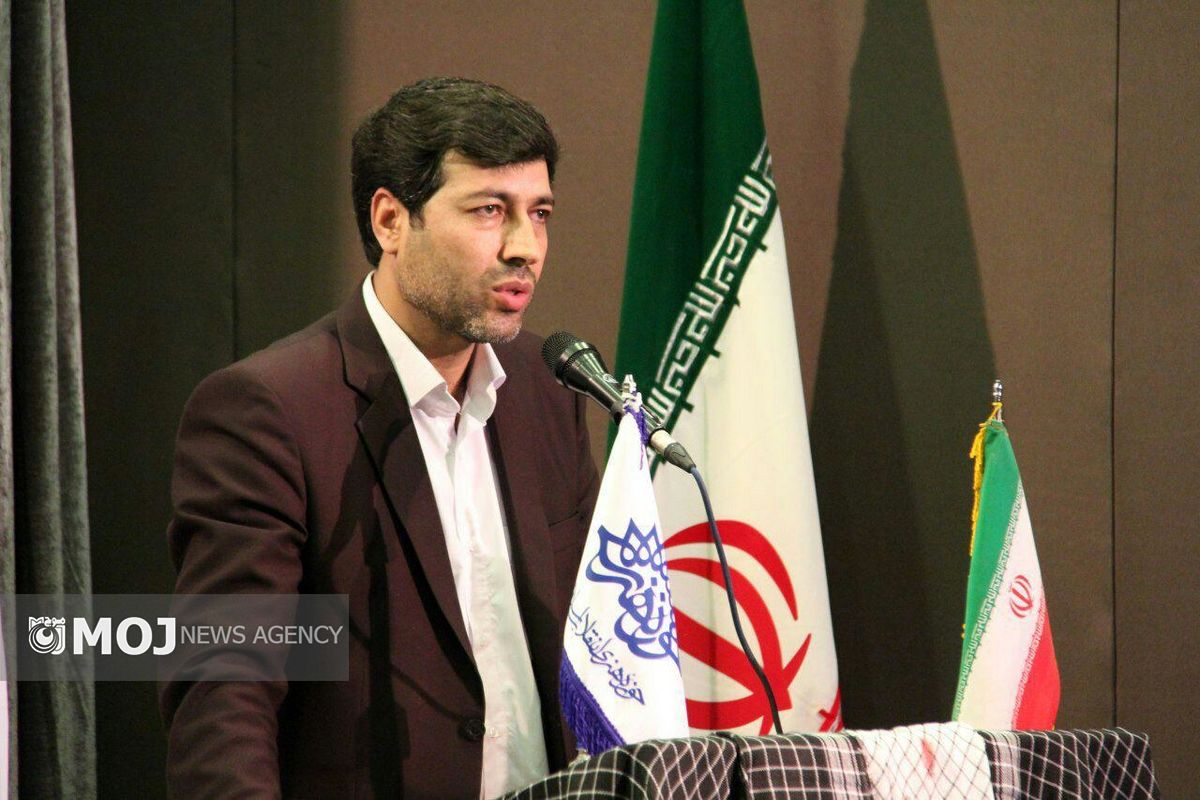امین مرادی