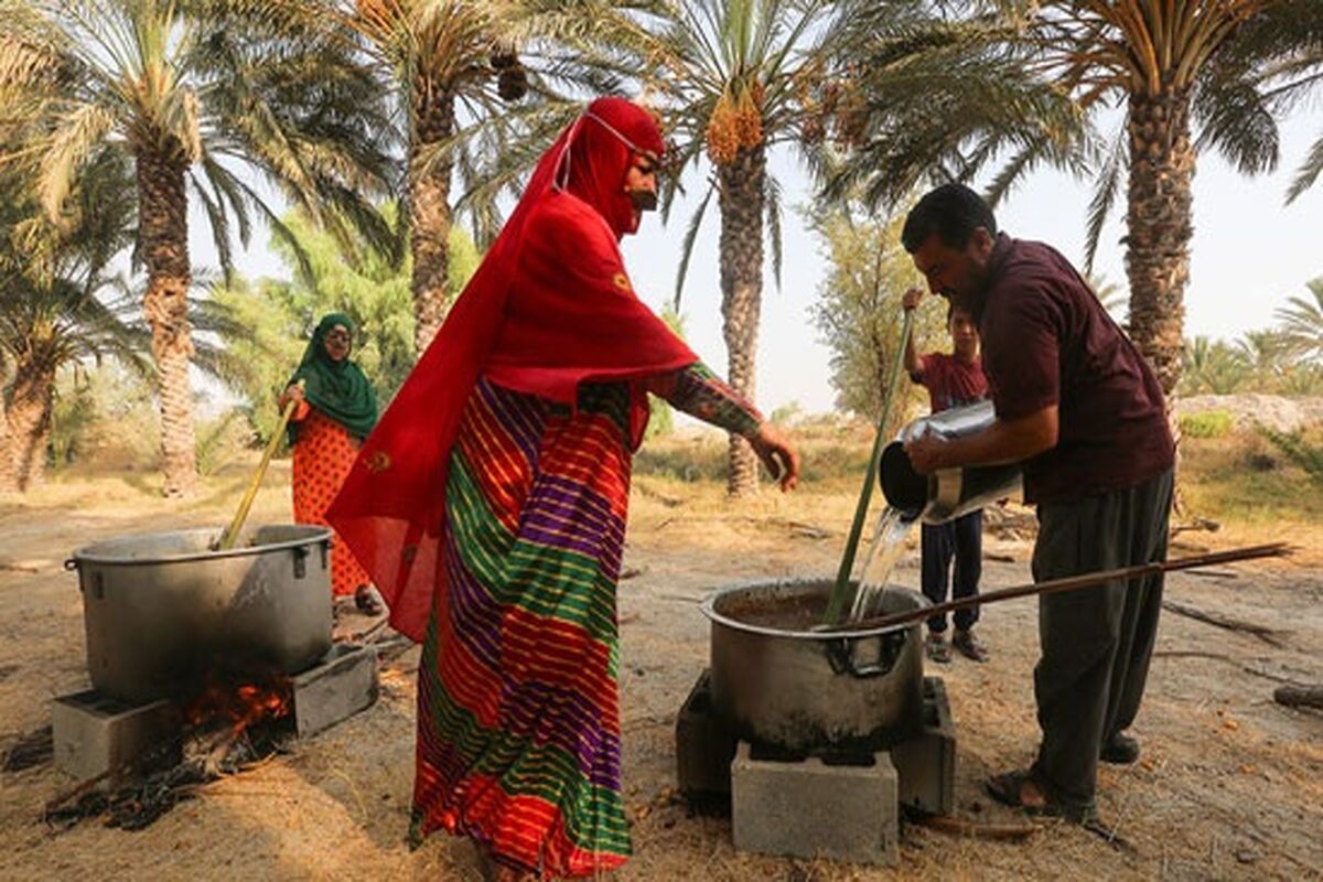 دوشاب گیری از خرما