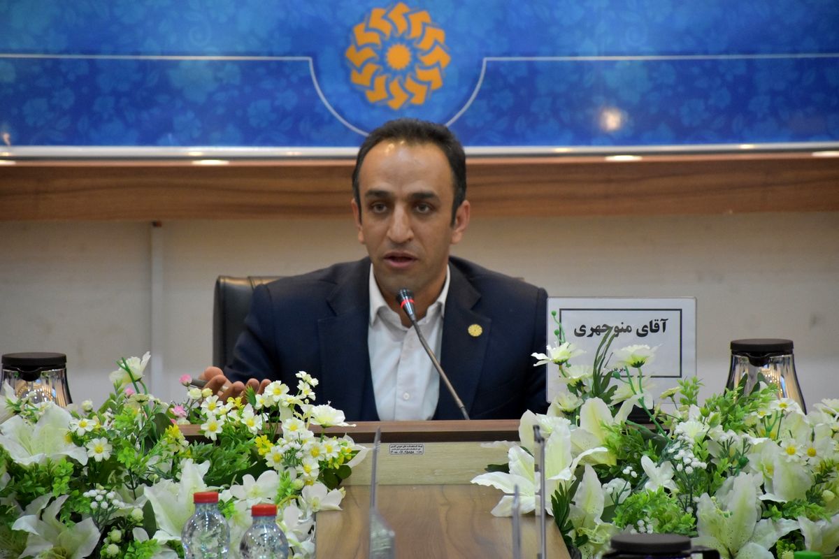 منوچهری+مدیر کل کتابخانه های عمومی فارس