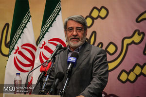 استاندار شرایط جدیدی را برای جذب سرمایه گذاری فراهم کند