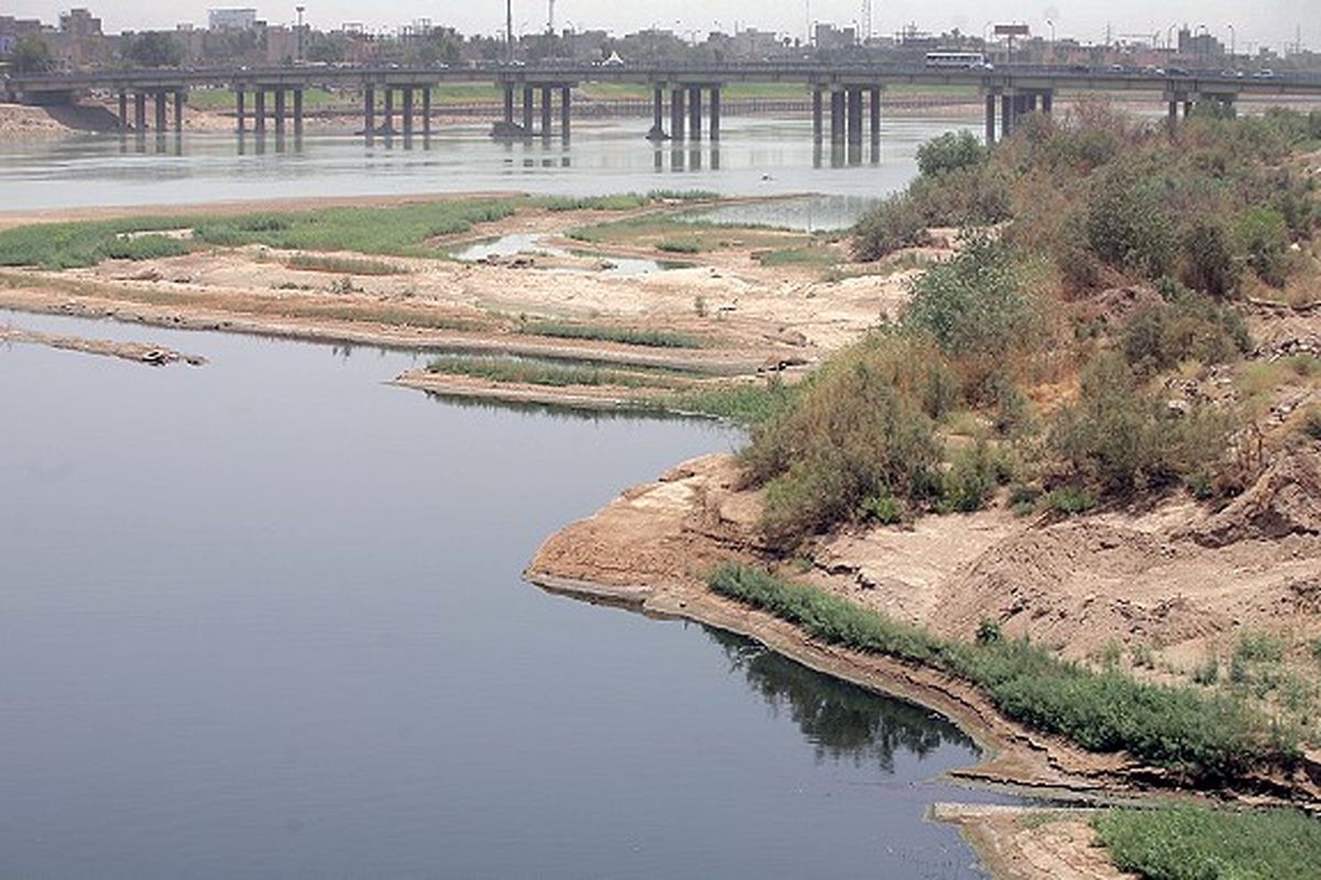 آزادسازی یک هکتار از اراضی رودخانه کارون در اهواز