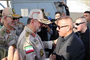 وزیر کشور عراق از روند حرکت زائران اربعین حسینی از مرز «زرباطیه» بازدید کرد