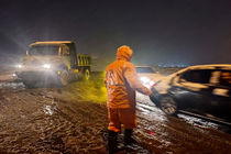 از سفرهای غیرضروری در جاده‌ها خودداری کنید