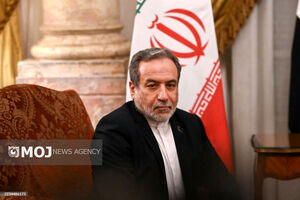 عراقچی به اعمال ممنوعیت برای ورود دیپلمات‌های ایرانی به پارلمان اروپا واکنش نشان داد