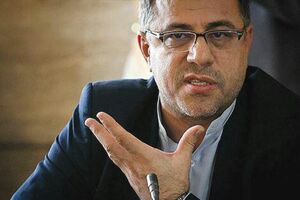 پیگیر تامین سوخت صیادان هرمزگانی هستیم