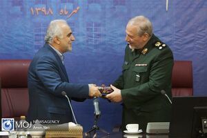 بزرگداشت هفته دفاع مقدس در وزارت اقتصاد