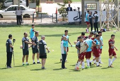 تمرینات فشرده تیم امید ایران در کمپ تیم‌های ملی زیر نظر عبدی ادامه دارد