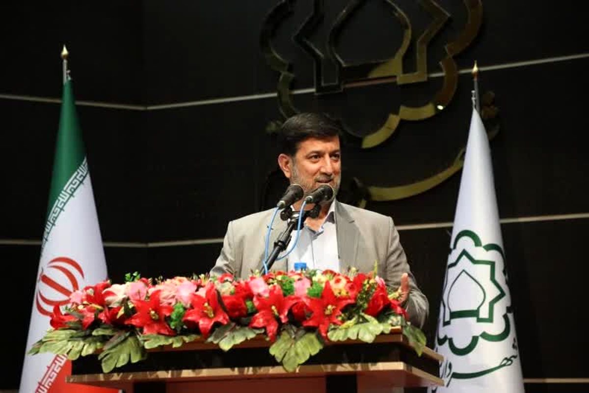 استاندار قم