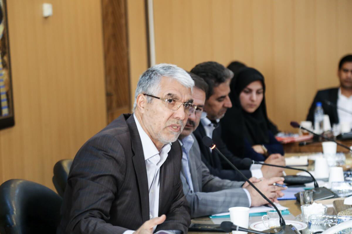 استاندار فارس در جلسه ستاد بازآفرینی شهری