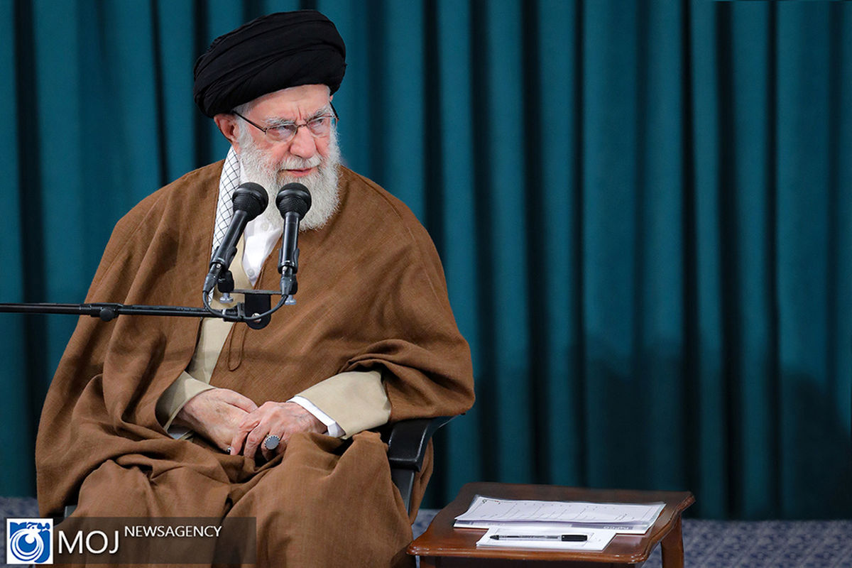 دیدار نخبگان و استعدادهای برتر علمی کشور با مقام معظم رهبری