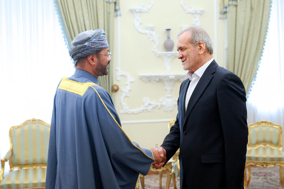 رئیس جمهور و وزیر امور خارجه عمان