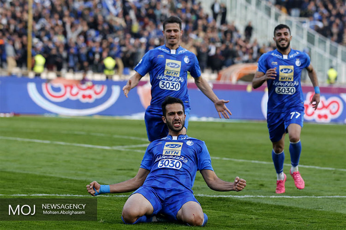 دیدار+تیم+های+فوتبال+استقلال+تهران+و+پارس+جنوبی+جم (3)