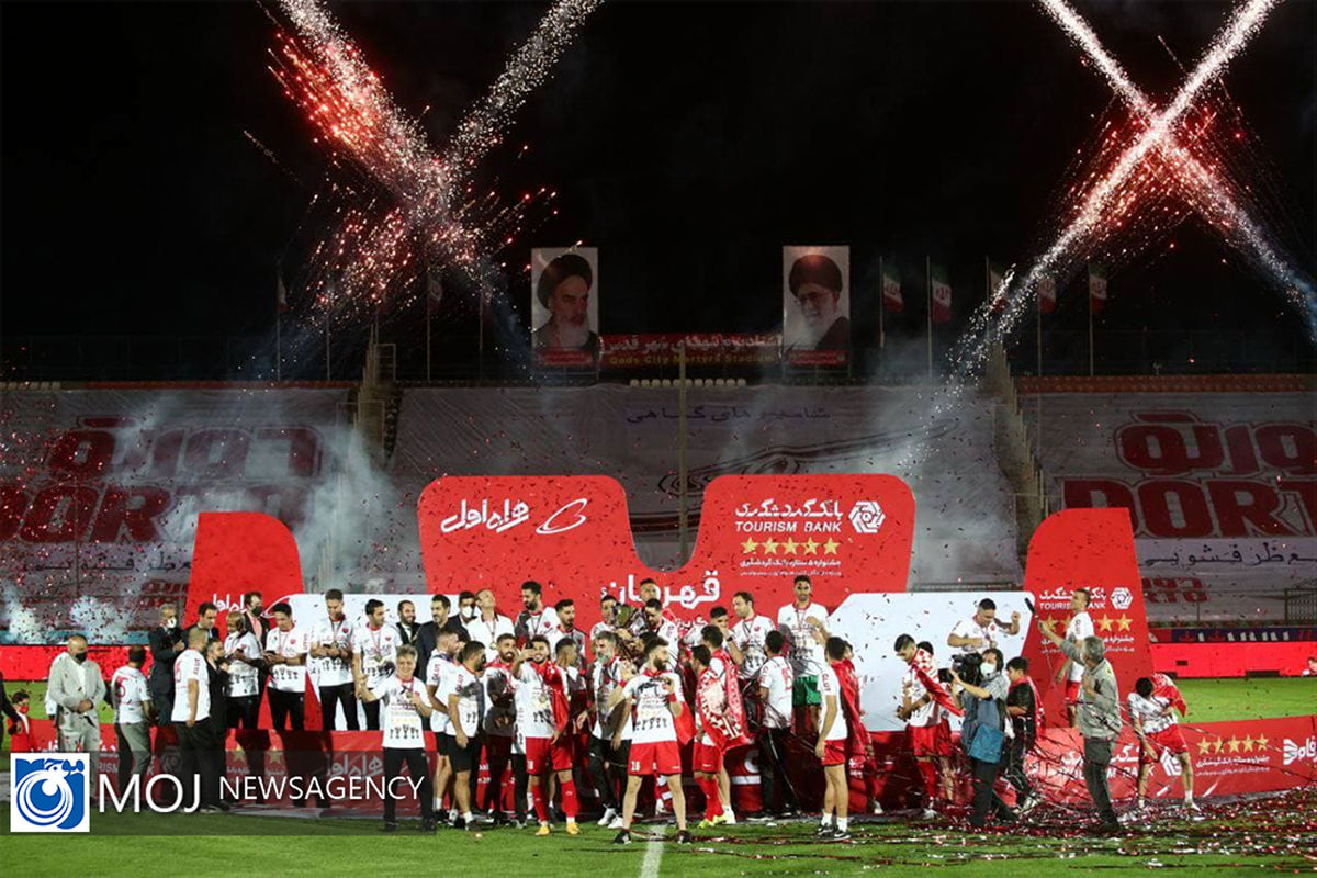 جشن قهرمانی پرسپولیس در بیستمین دوره لیگ برتر فوتبال