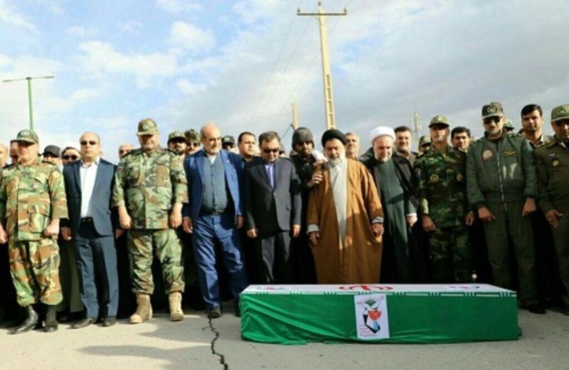 پیکر خلبانان شهید محمدباقر ندری و علی افروغ تشییع شد