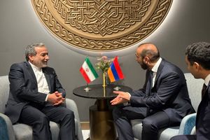 وزیران خارجه ایران و ارمنستان بر تدوین سند جامع مشارکت راهبردی توافق کردند