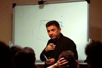 تصاویر سینه زدن امیر قلعه نویی در نازی آباد + فیلم