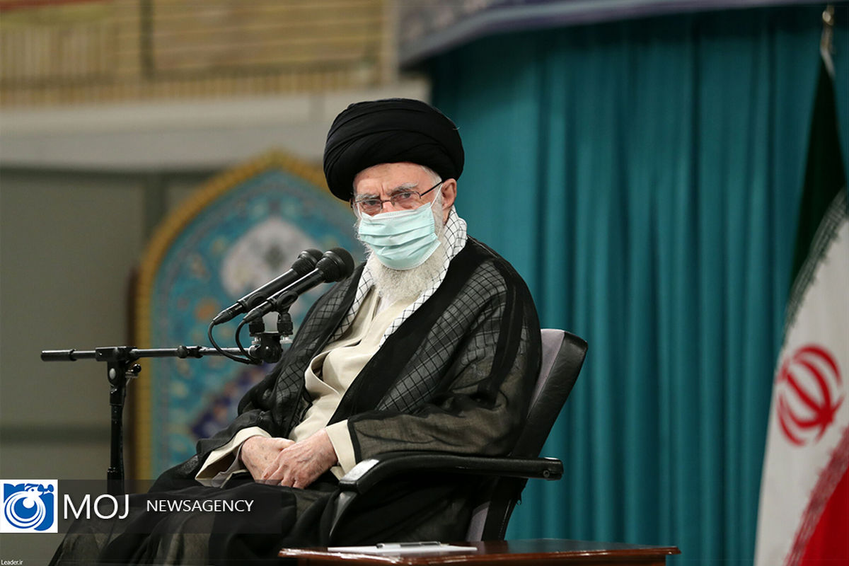 دیدار جمعی از نخبگان و استعدادهای برتر علمی با مقام معظم رهبری