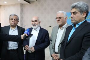 خبرنگاران، پل ارتباطی مردم و مسئولین و صدای رسای جامعه هستند