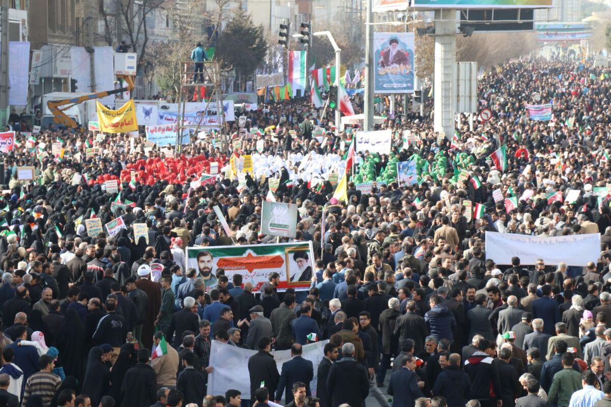 راهپیمایی 22 بهمن کرمانشاه