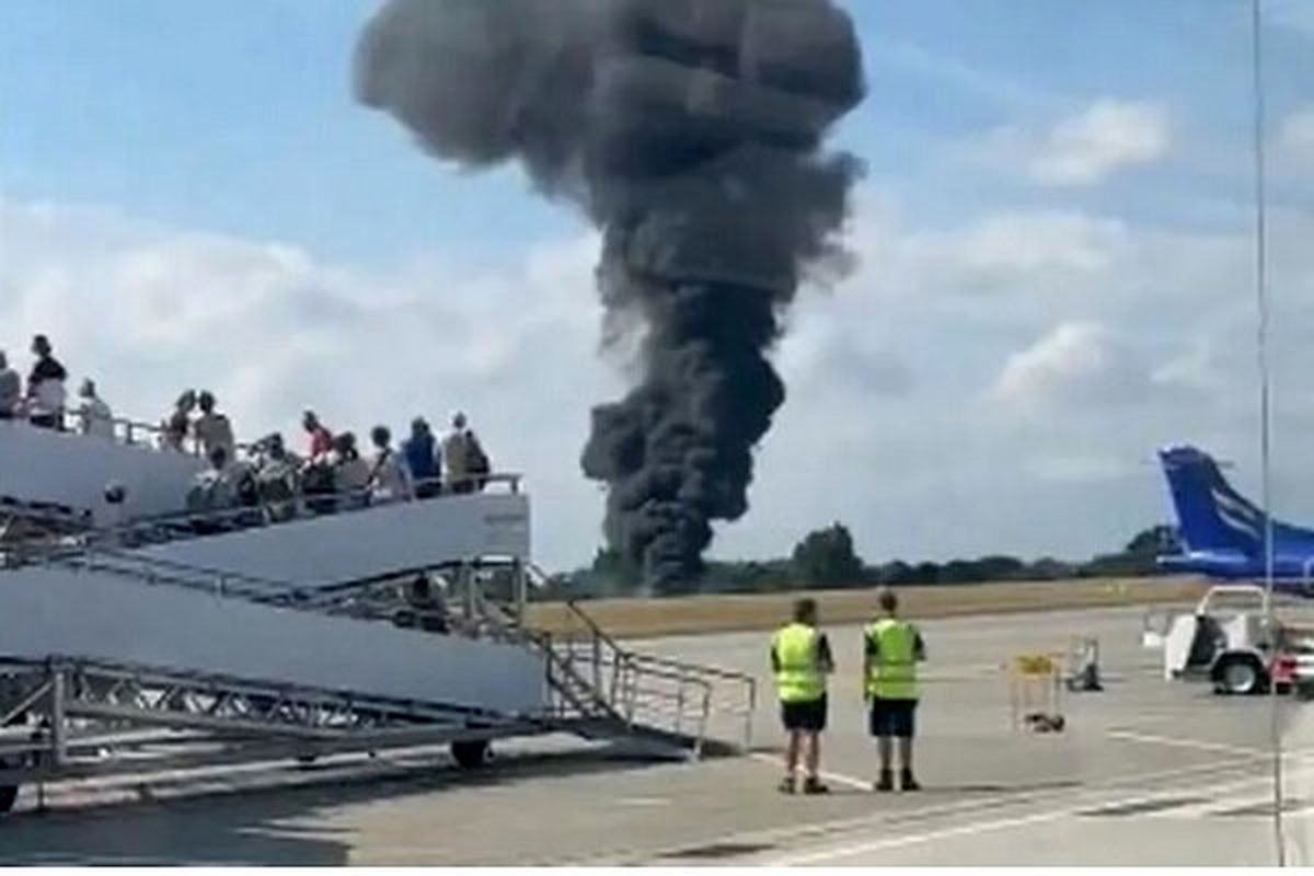 سقوط هواپیما