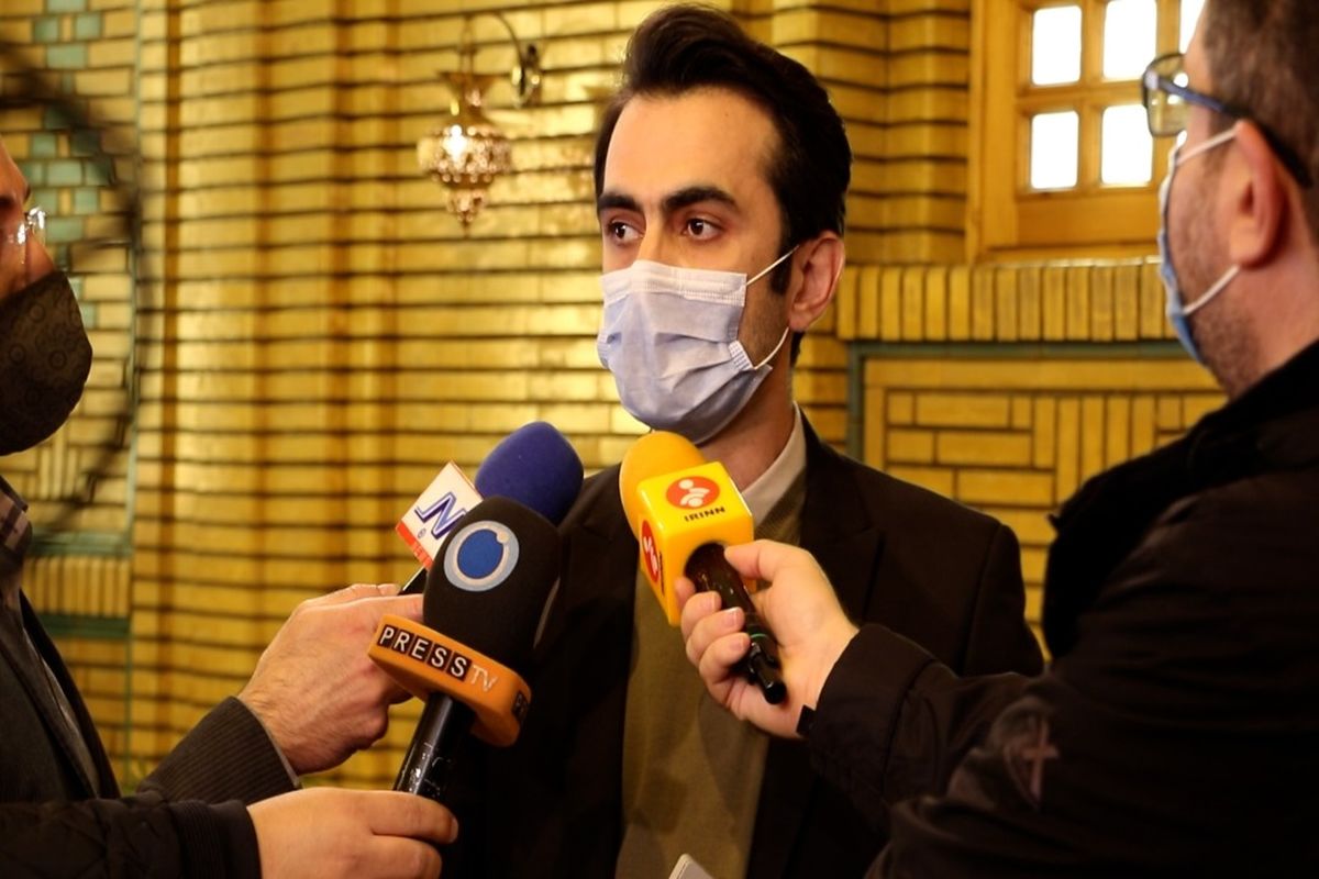 کاشت درخت به نام پزشکان