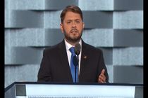 انتقاد عضو کنگره از جنگ‌طلبی برخی آمریکایی‌ها