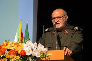 غفلت مسلمانان، حاکمیت مستکبران را به دنبال دارد/ لزوم ورود نخبگان به پاسخگویی شبهات