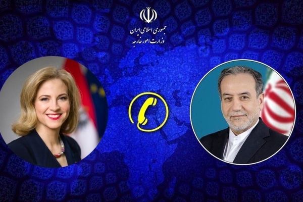 وزرای امور خارجه ایران و اتریش با یکدیگر گفت‌وگو کردند