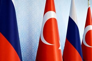 وزیران دفاع ترکیه و روسیه درباره حمله اسرائیل به ایران گفتگو کردند
