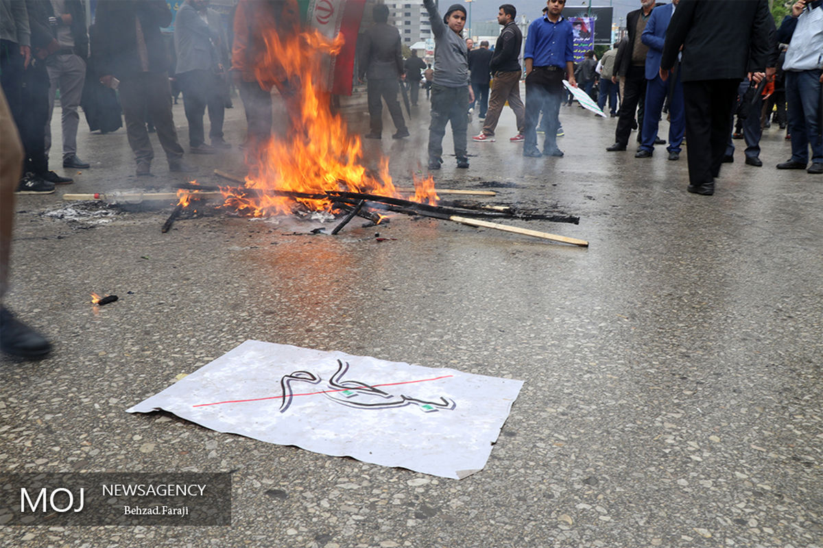 راهپیمایی نمازگزاران در اعتراض به خروج آمریکا از برجام