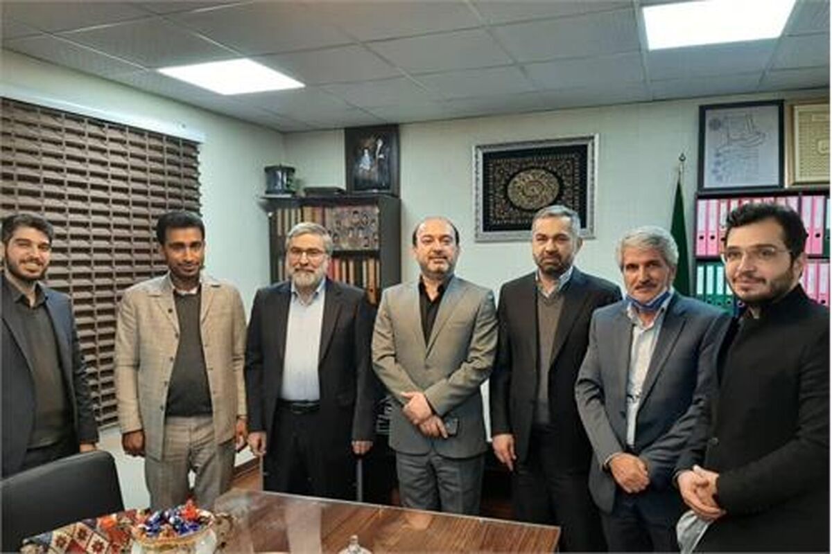 حامی