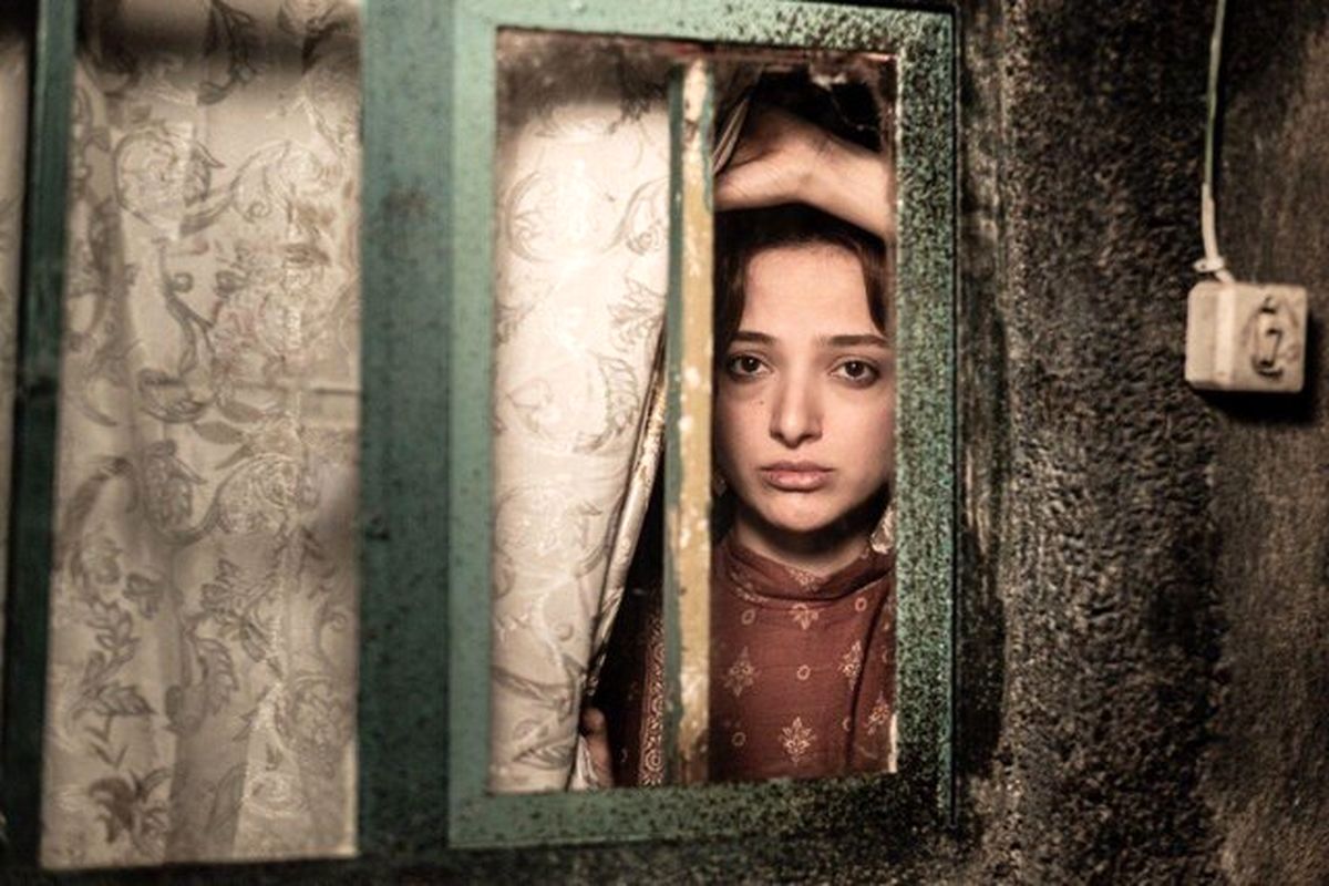 فیلم سینمایی مردن در آب مطهر