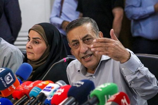 معاون رئیس جمهور بر بازسازی سریع تأسیسات آسیب‌دیده پارس جنوبی تاکید کرد