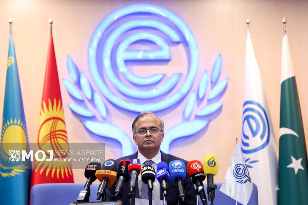 نشست خبری دبیرکل سازمان همکاری اقتصادی (اکو)
