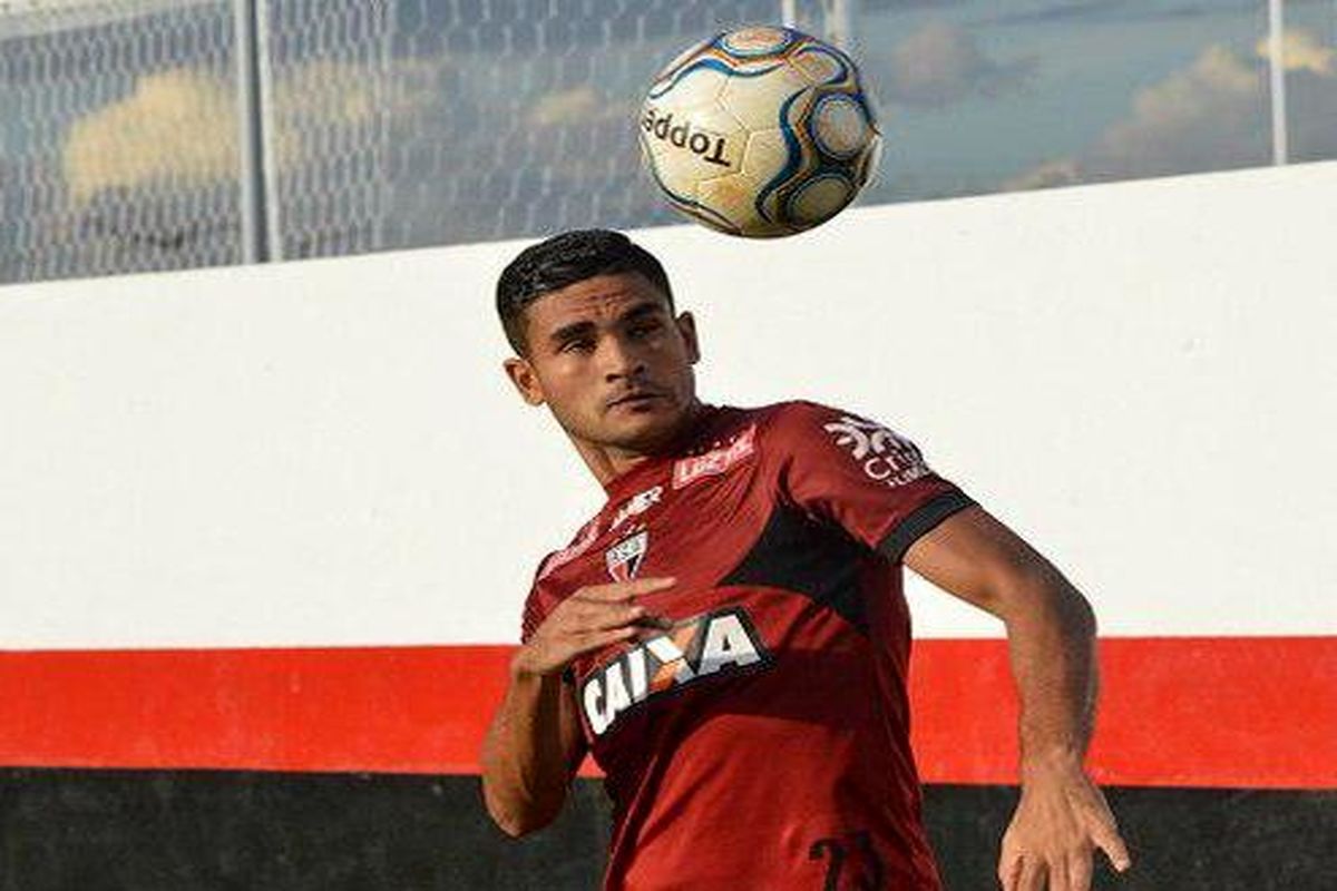 جونیور براندائو