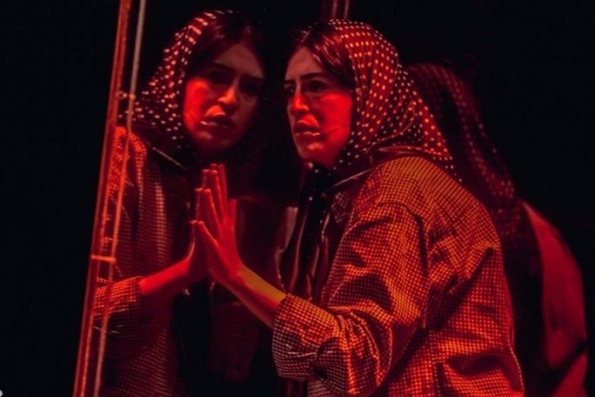 نمایش قدم زدن با اسب