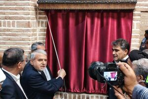 بارگاه شمس تبریزی با حضور وزیر میراث فرهنگی در شهر خوی افتتاح شد