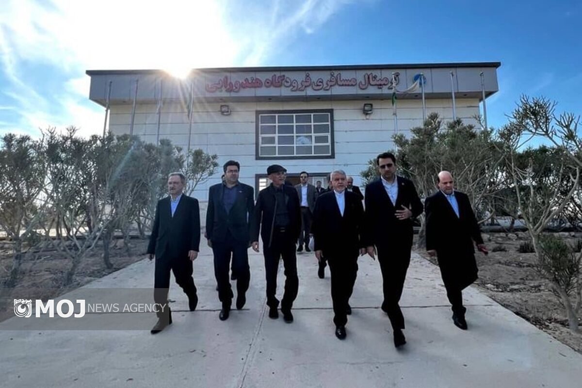 وزیر گردشگری در هندورابی 
