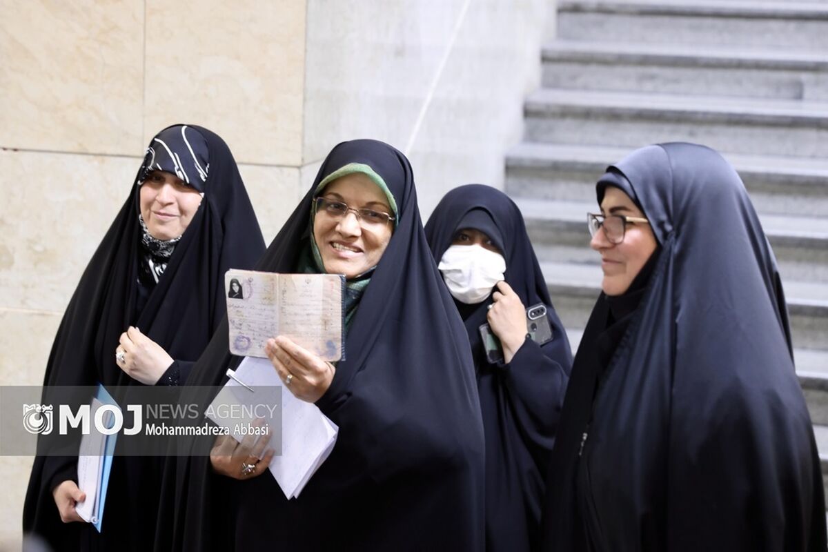 سومین روز ثبت‌نام داوطلبان نامزدی چهاردهمین دوره انتخابات ریاست جمهوری